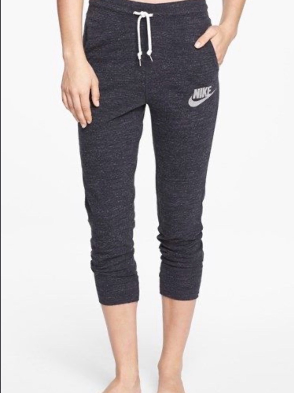 Nike heathered, purple Capri Sweatpants